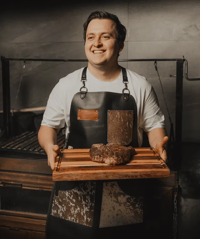 Calixto Serna, culinary content creator